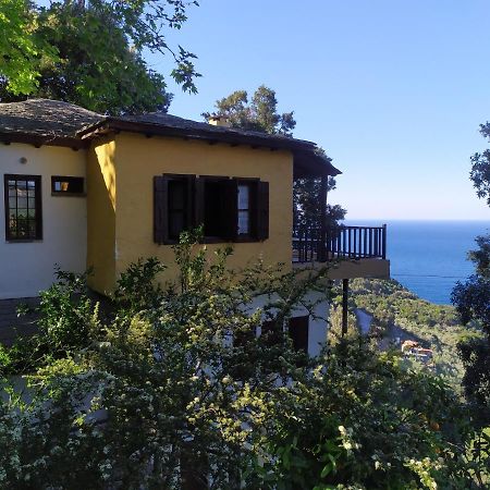 Apartments In Mylopotamos Exterior photo